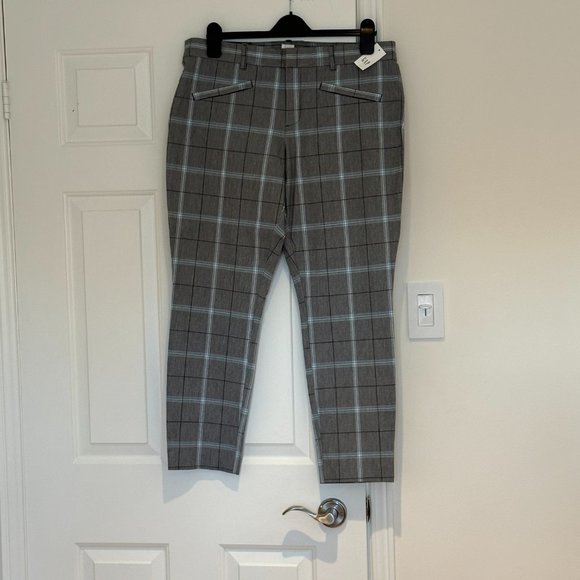 NWT GAP  Light Blue Plaid Cropped Pants - Picture 2 of 5